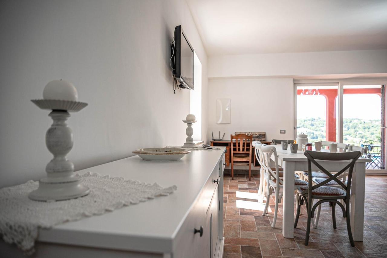 Luxury Villa Arianna Tarano Buitenkant foto